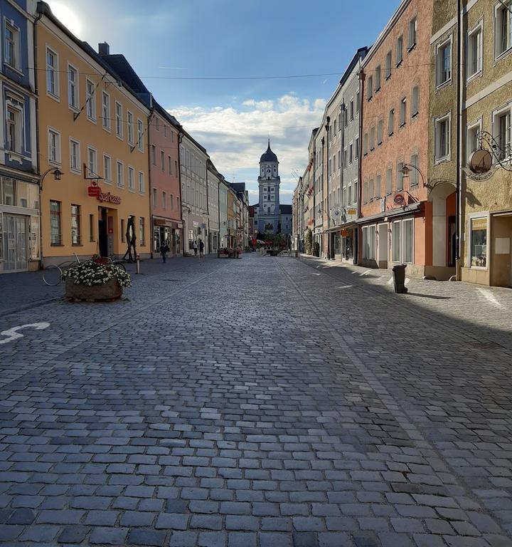 Gaststatte Zorbas Der Grieche